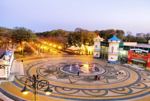 What is the best time to visit Ukraine?