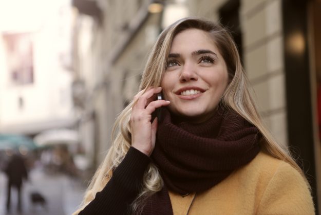 Do Ukrainian ladies speak Ukrainian or Russian?