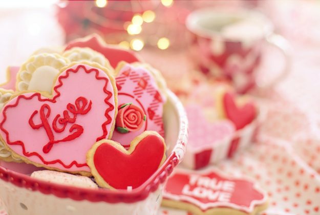 Valentine’s Day is on its way! Ideas to stay calm and romantic