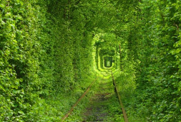 Top 5 romantic places in Ukraine