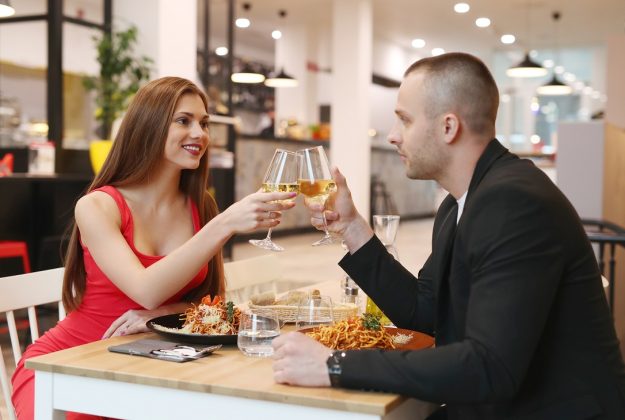 10 Useful First Date Tips