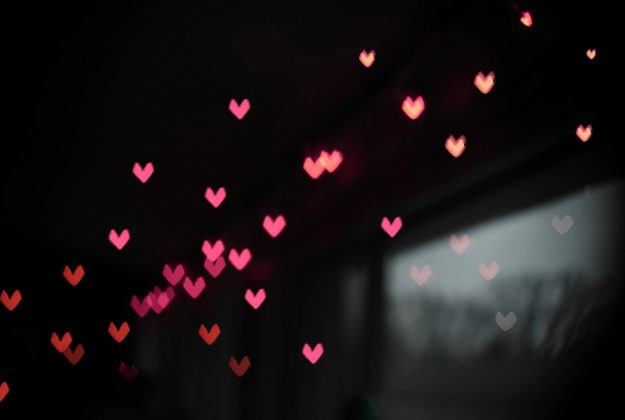 Signs That Prove She’s Just Not That Into You