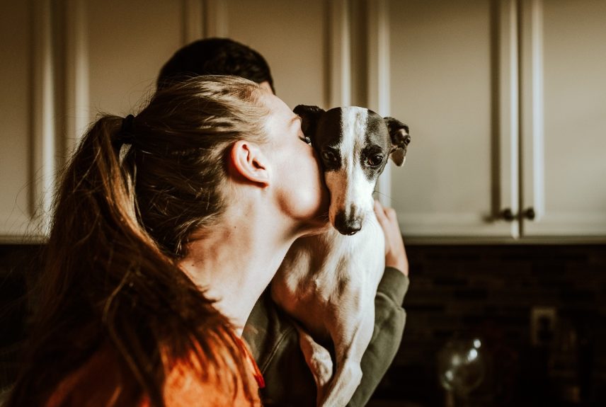 10 Signs of A Good Woman