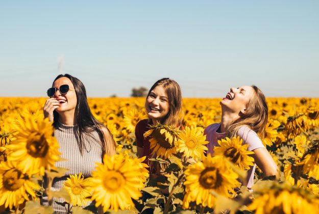 8 Compliments Women Can’t Resist