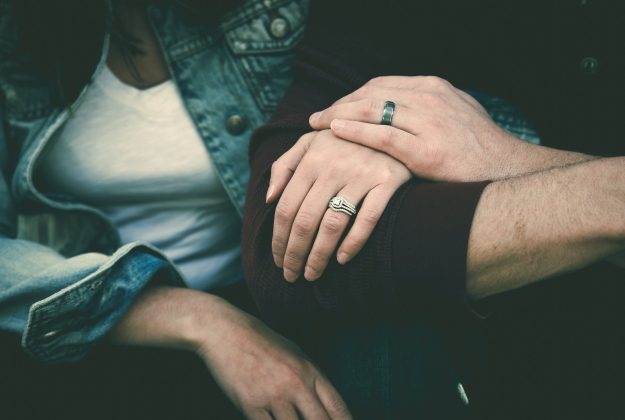 5 secrets of happy couples in long-term relationships